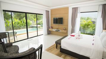 1 Bedroom Pool Suite | View from room