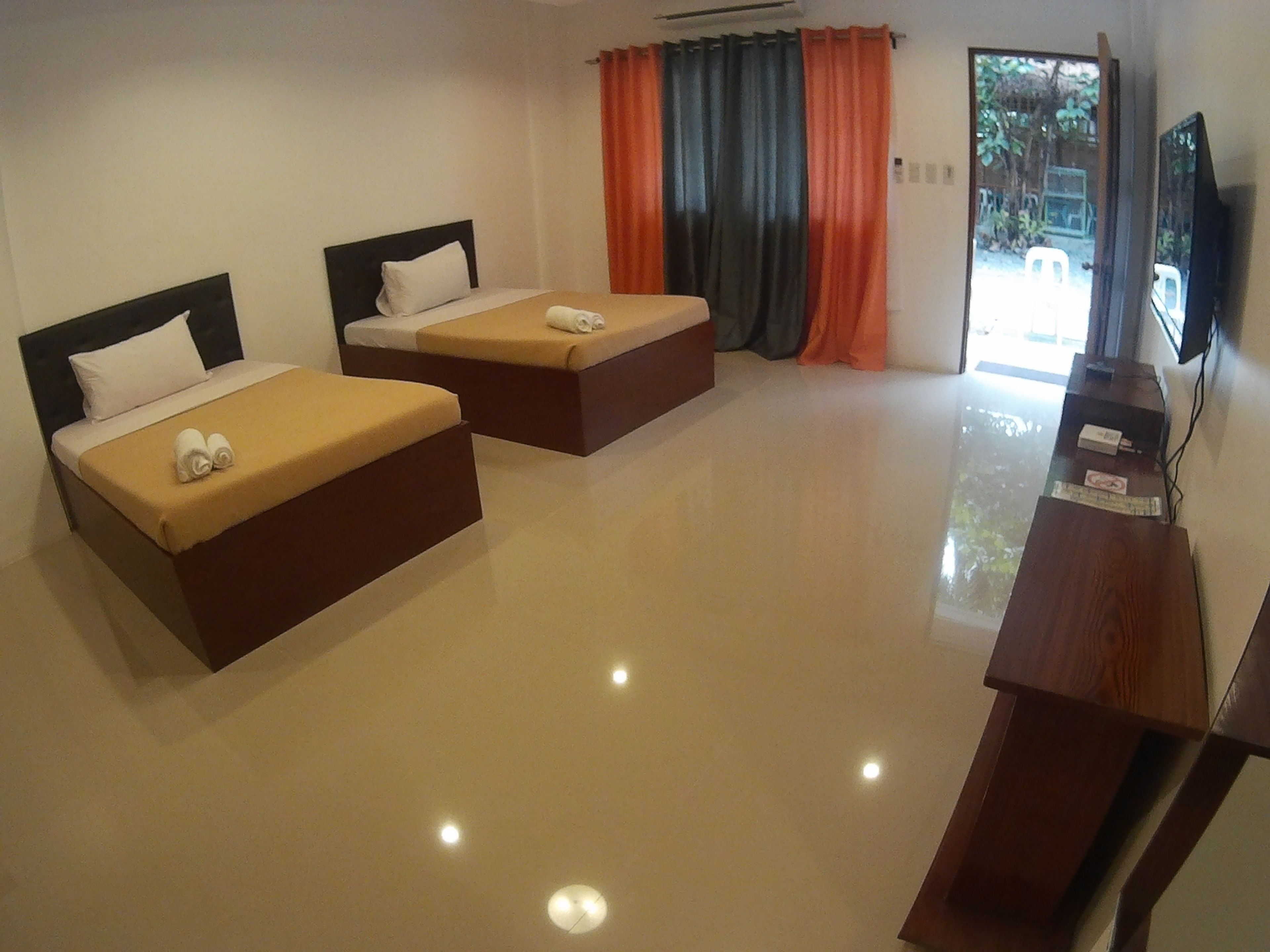 standard room | desk, rollaway beds, free wifi