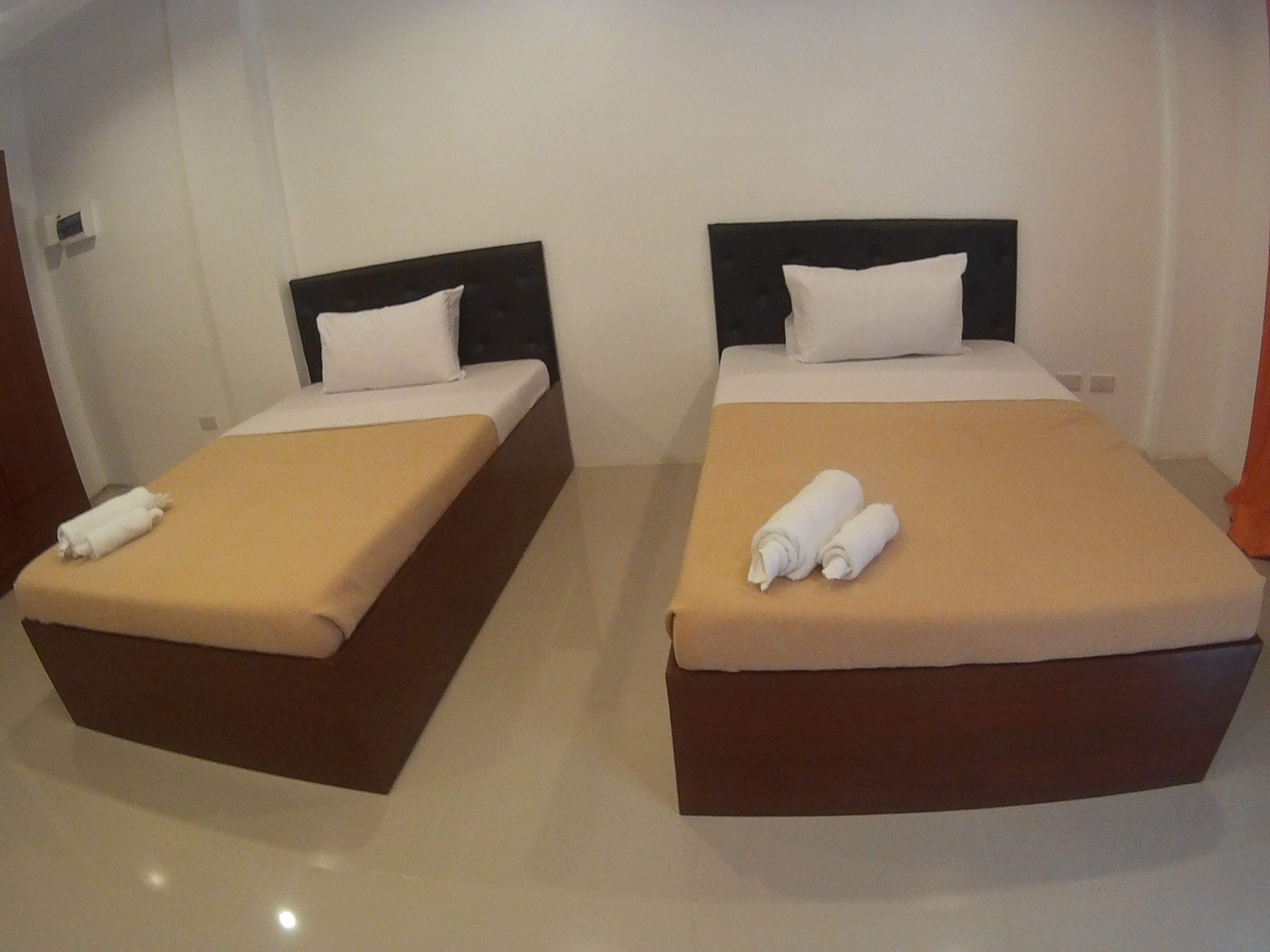 standard room | desk, rollaway beds, free wifi
