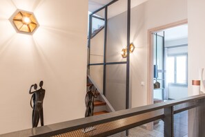 Luxury Apartment, 3 Bedrooms | Living area - Casa Maritima (Chania)