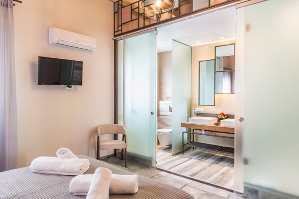 Bathroom - Casa Maritima (Chania)