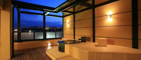 Japanese Western Style Room, Type G, Open-air Bath | Balcony