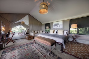 Honeymoon Suite