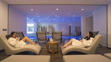 Sauna, steam room