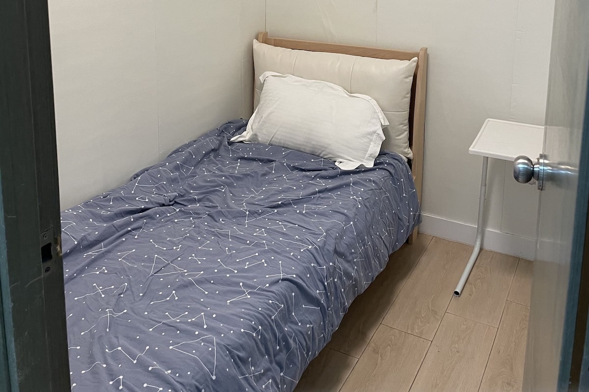 Basic Single Room (No Window) | Free WiFi, bed sheets, wheelchair access