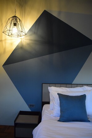 Double Room with Balcony | 1 chambre, Wi-Fi gratuit