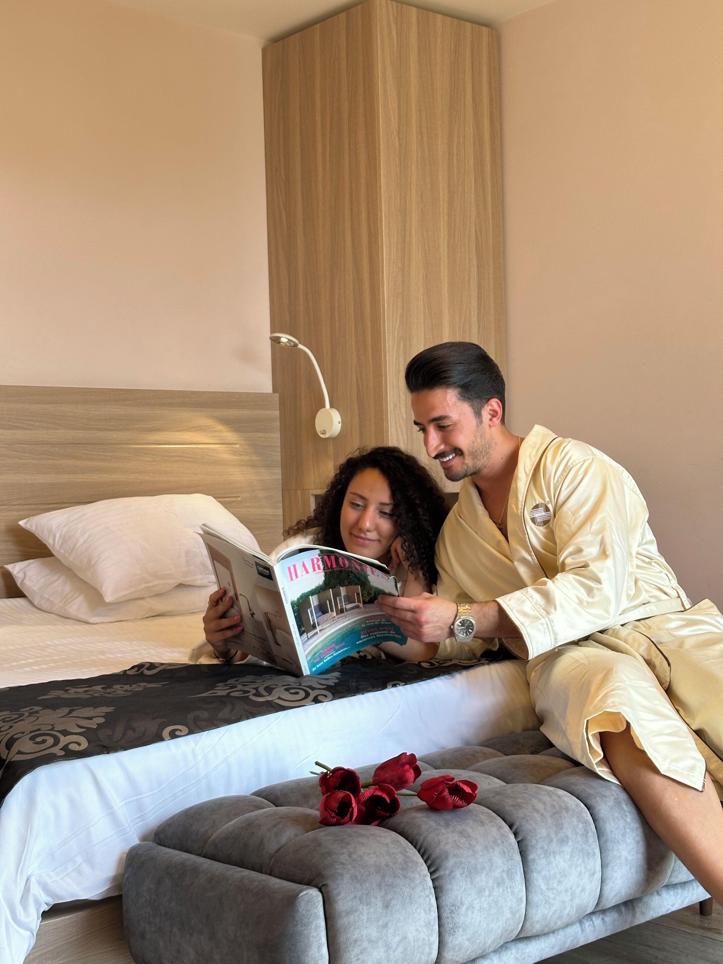 1 bedroom, Egyptian cotton sheets, premium bedding, down duvets