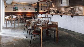 Dagelijks continentaal ontbijt inbegrepen