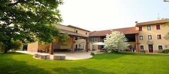 Agriturismo Borgo Tecla