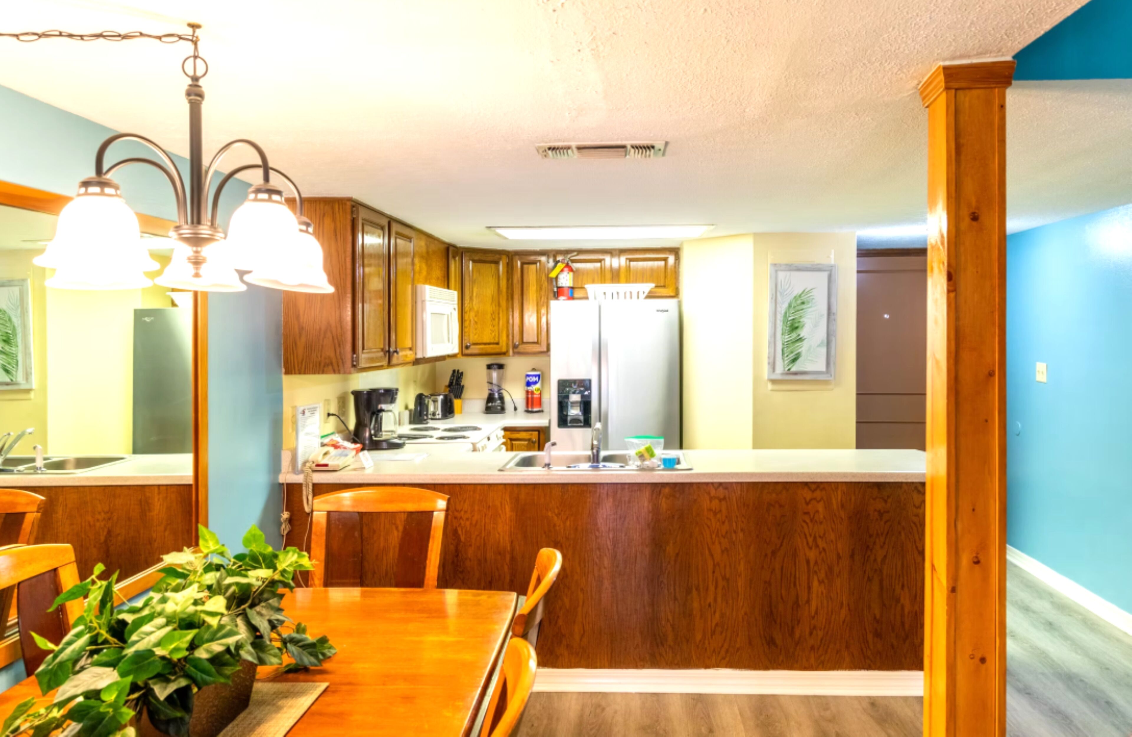 Townhome, 2 Bedrooms | Private kitchen | Full-size fridge, microwave, oven, stovetop