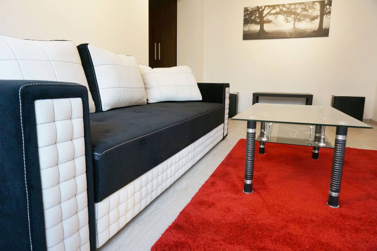 Superior One Bedroom Suite  - Downtown | Desk, iron/ironing board, rollaway beds (surcharge), WiFi (free)