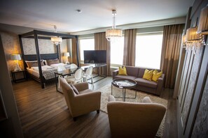 Junior suite (Double) | Geluiddichte muren, een strijkplank/strijkijzer, gratis wifi, beddengoed