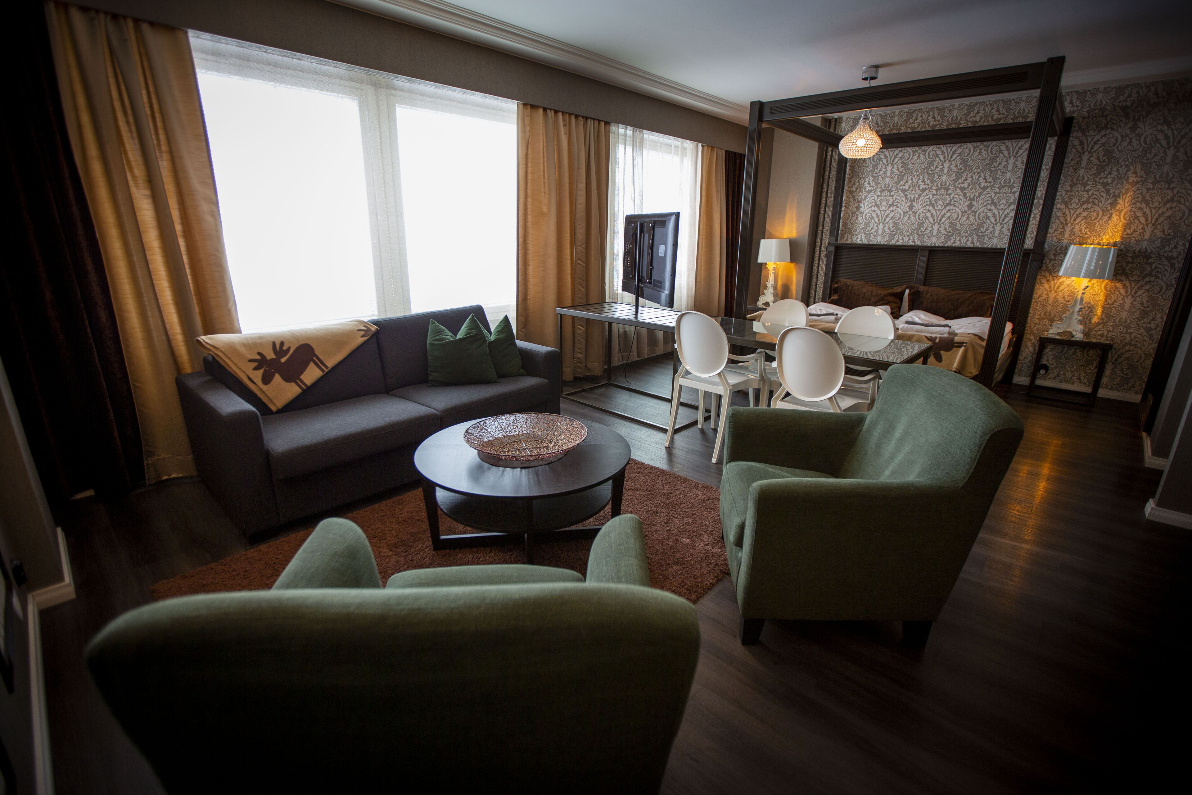 junior suite (double) | 1 bedroom, desk, soundproofing, iron/ironing board