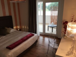 Comfort-Doppelzimmer | Hochwertige Bettwaren, Minibar, Zimmersafe, Schreibtisch