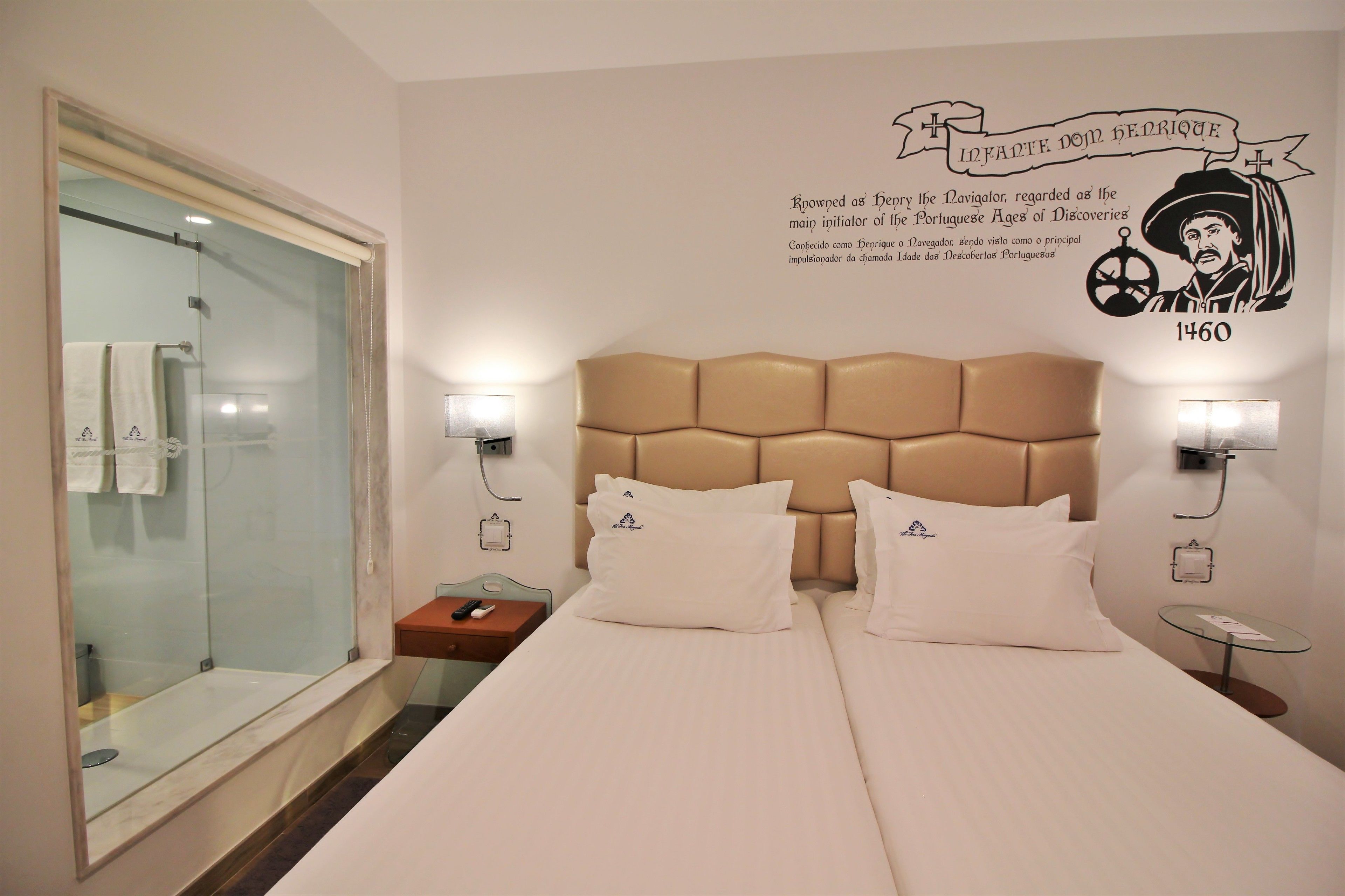 family room | 1 bedroom, free minibar, in-room safe, individually decorated