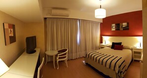 Room - Hotel Presidente (Necochea)