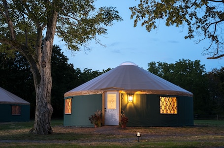 Front of property - evening/night