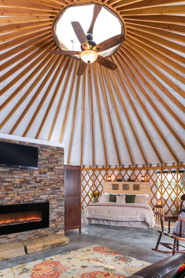 Keuka Yurt with Kitchenette and Full Bathroom (Breakfast Items Provided) | View from room - Yale Manor B&B and Yurt Glamping (Romulus)