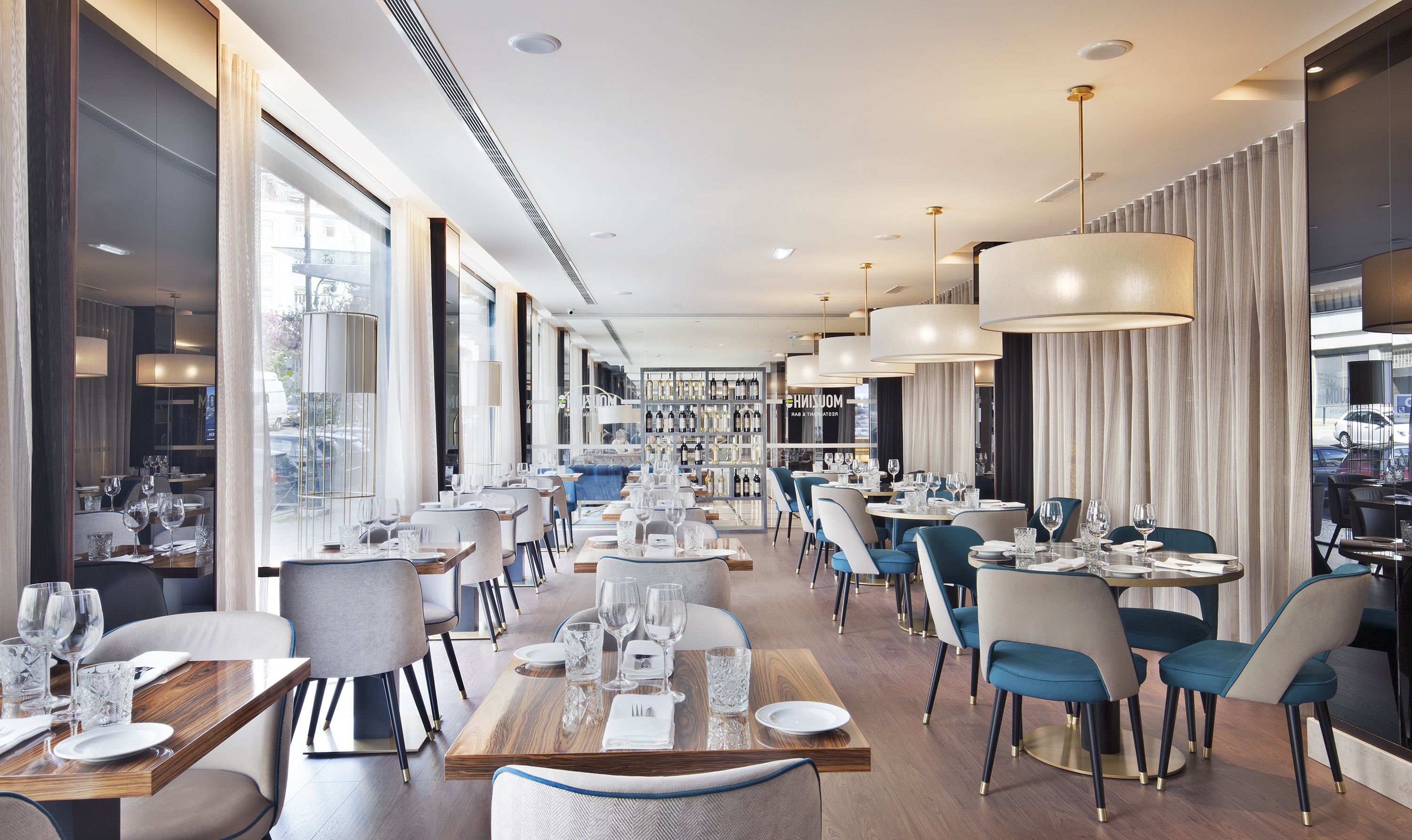 lunch and dinner served