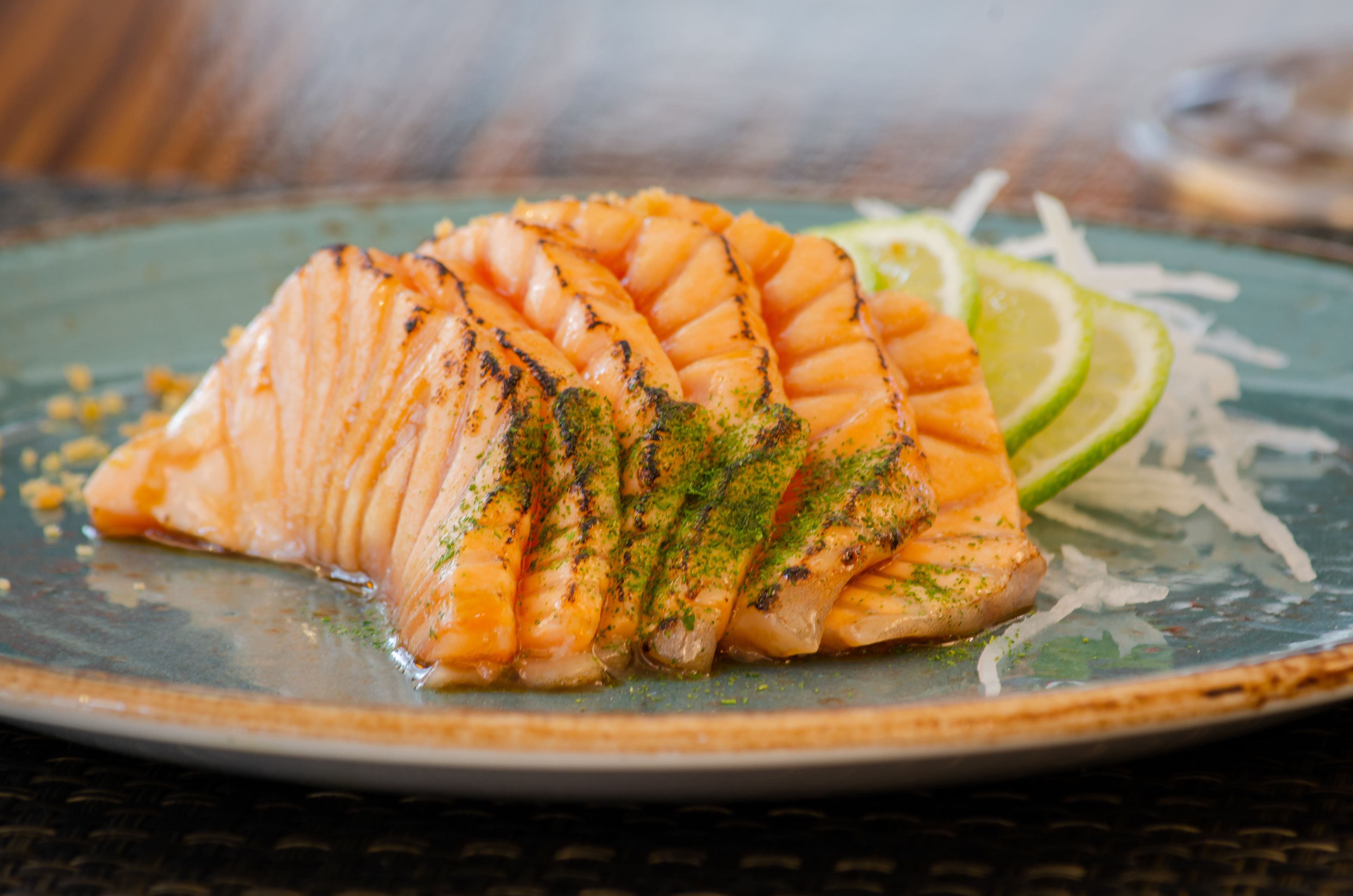 lunch and dinner served