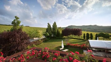 Literie de qualité supérieure, minibar, décoration personnalisée