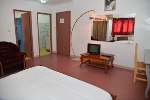 Room (Privilege) | Room amenity