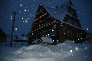 Front of property – evening/night