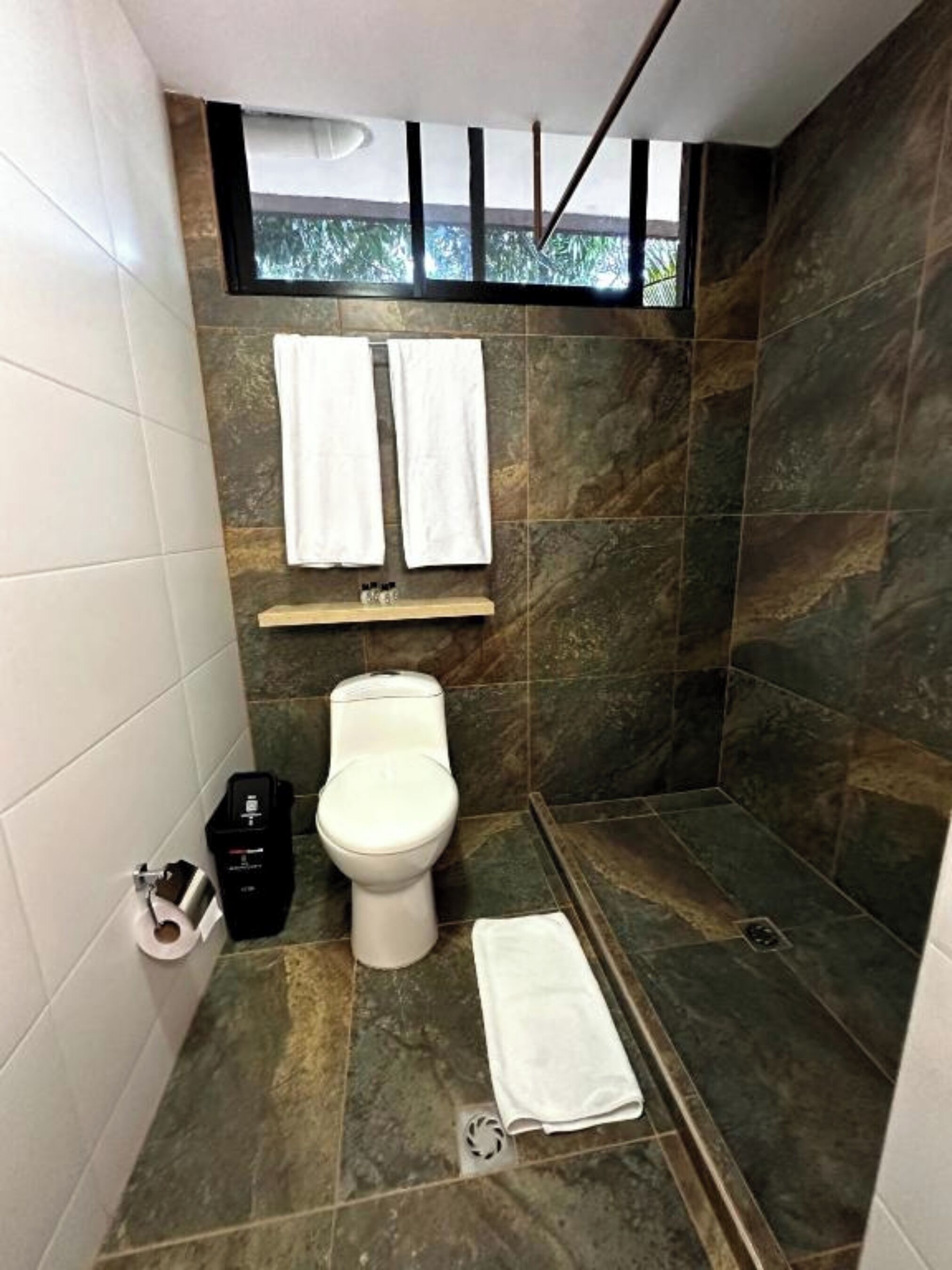 free toiletries, towels, soap, shampoo