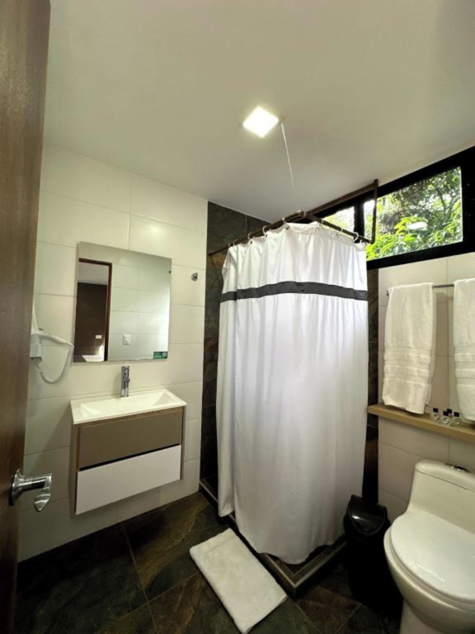 free toiletries, towels, soap, shampoo