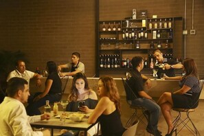 Bar (en la propiedad)