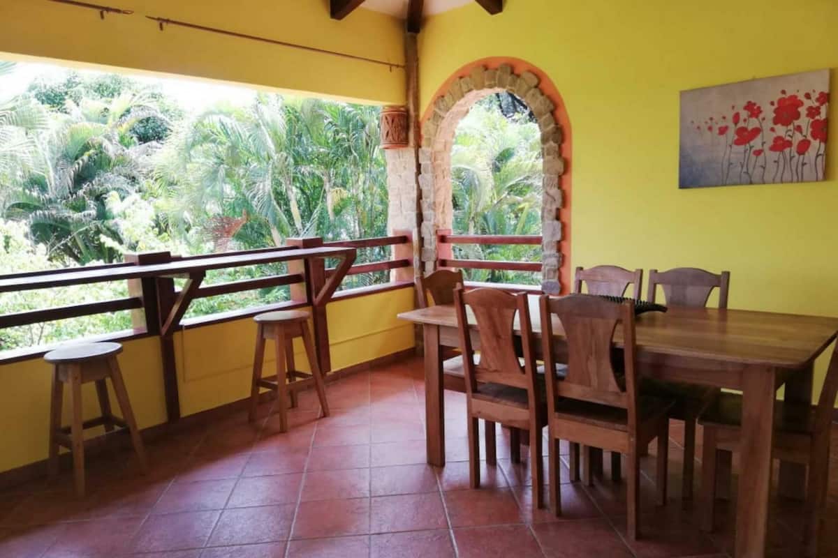 Superior Villa | In-room dining