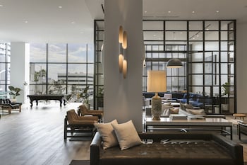 Hotel entrance and lobby at Kimpton Everly Hotel Hollywood by IHG