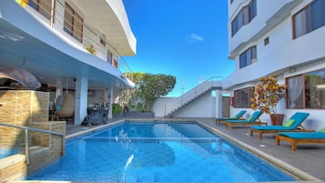 Outdoor pool, sun loungers