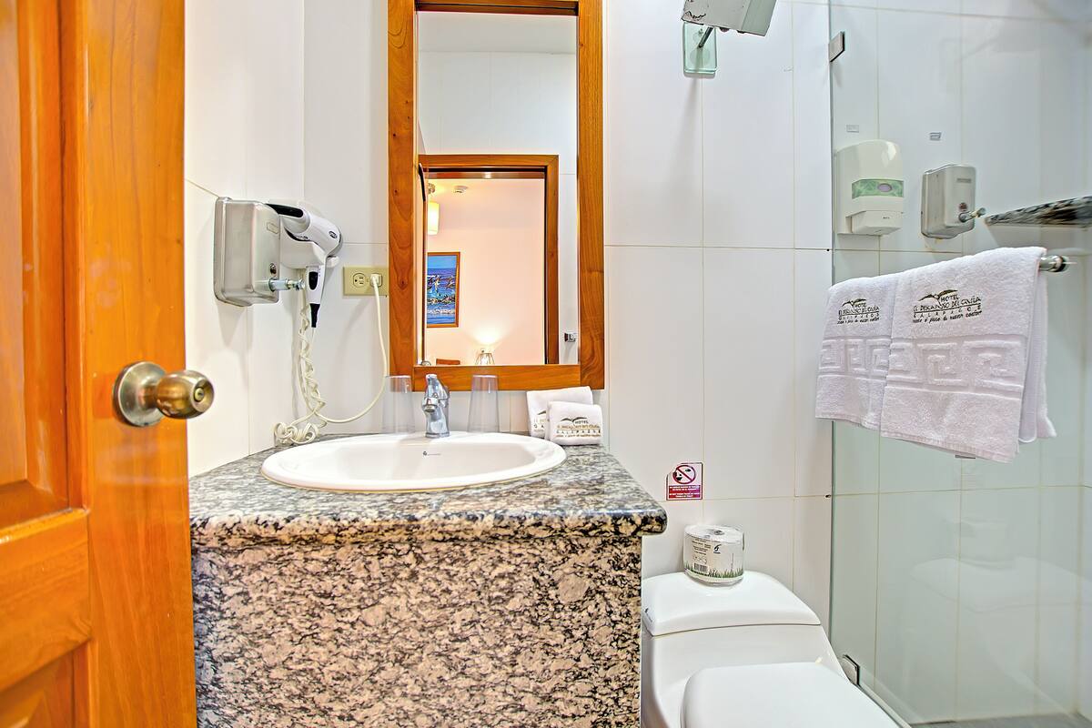 superior quadruple room, 2 bedrooms | bathroom | shower, free toiletries, hair dryer, towels
