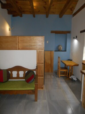 Télévision LED de 32 pouces avec chaînes par câble, télévision