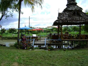Terrace/patio - Bannumhoo Homestay Resort & Camping (Pai)
