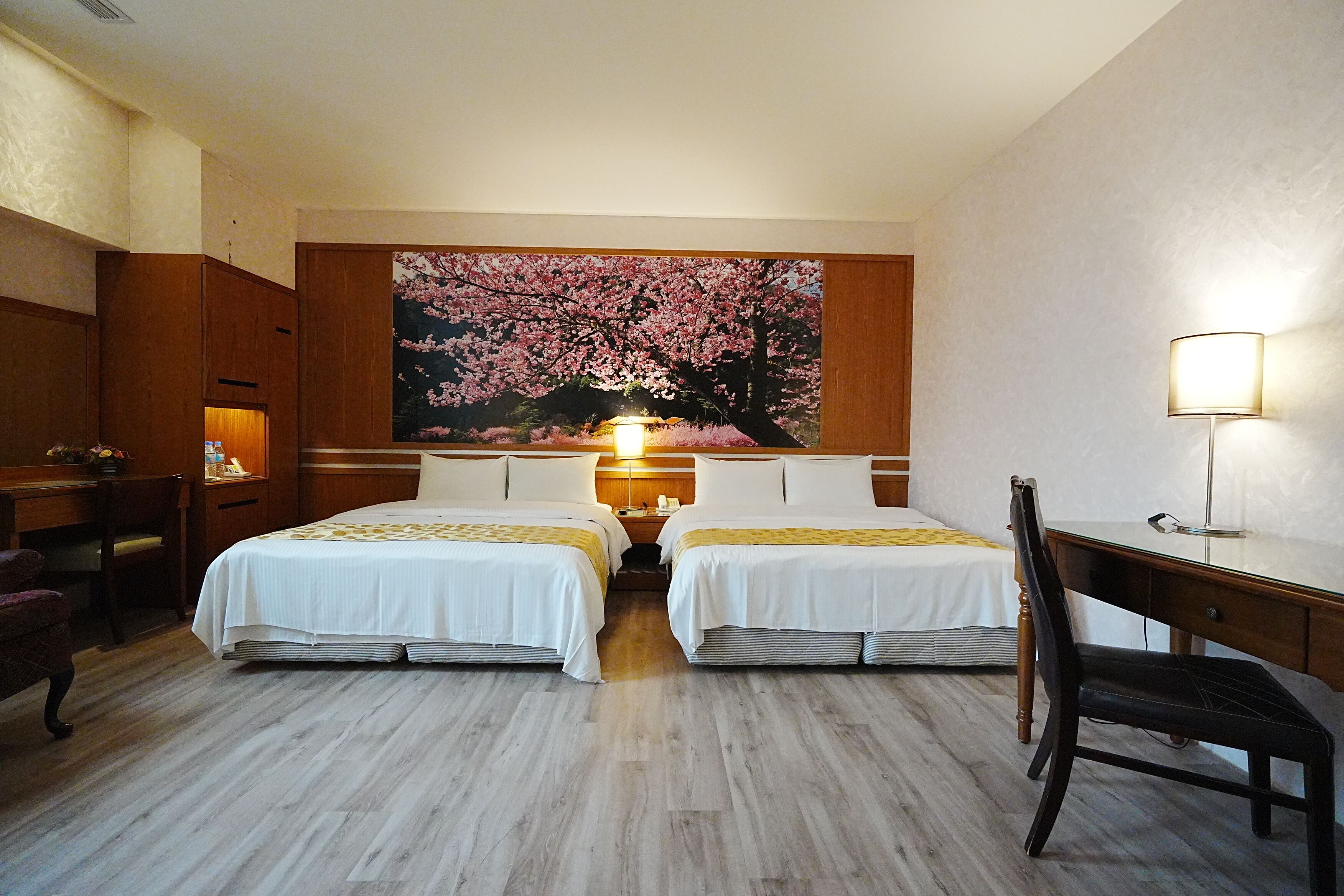 family quadruple room | premium bedding, individually decorated, individually furnished, desk