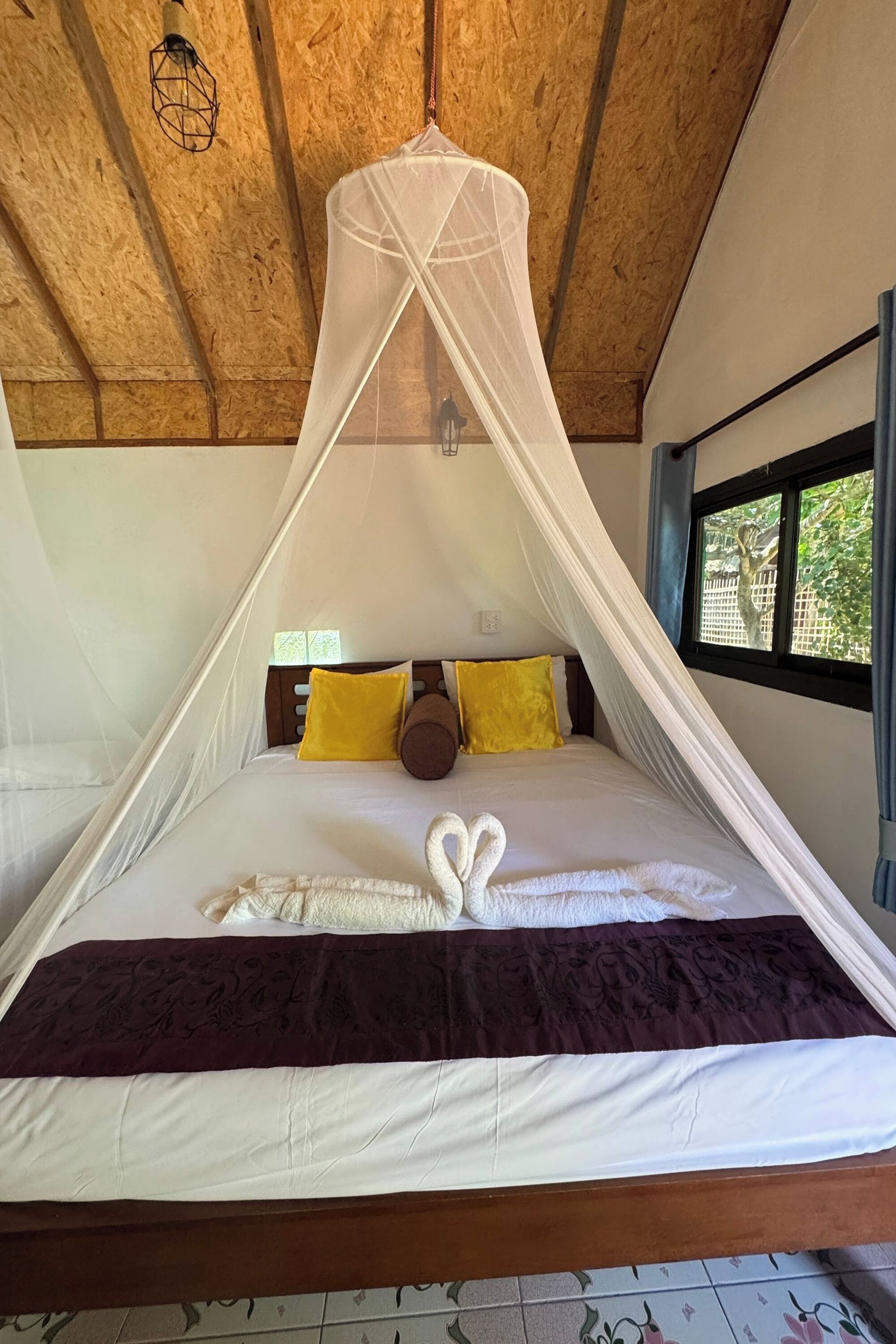 Familiekamer (Aircon 3 Person) | Een bureau, extra bedden (toeslag)