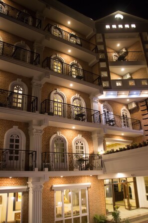 Front of property - DOM Himalaya Hotel (Kathmandu)