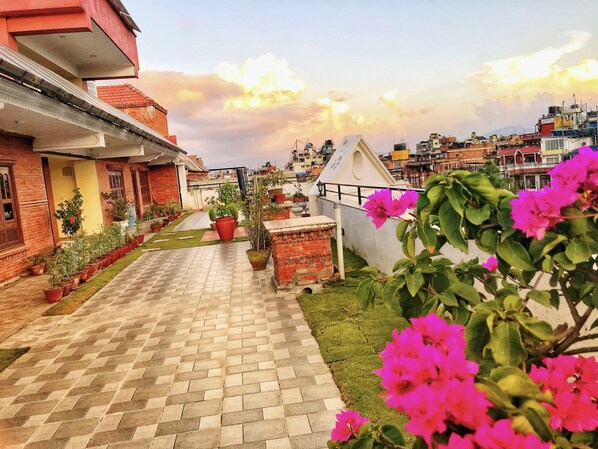 Terrace/patio - DOM Himalaya Hotel (Kathmandu)