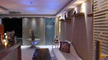 Couples treatment rooms, sauna, steam room, body treatments, body wraps