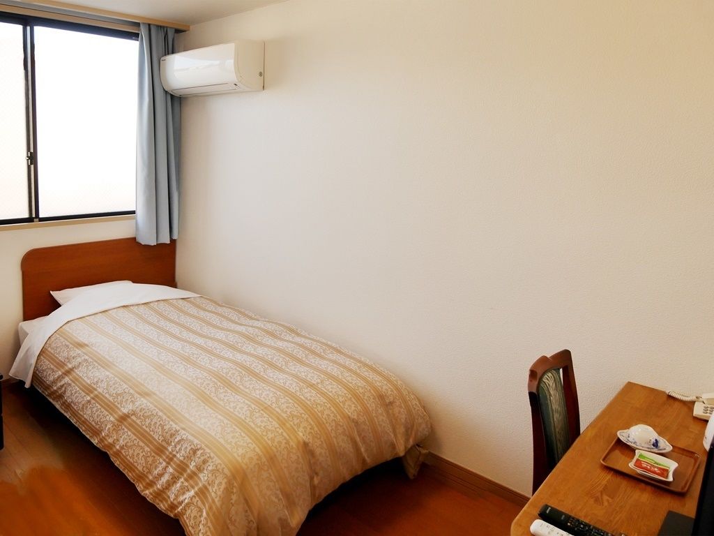 single room, non smoking | free wifi