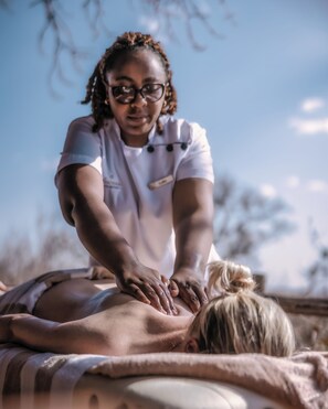 Tree House | Massage in accommodation