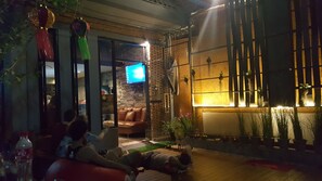 Terrace/patio - Fundee Hostel at Chiang Mai (Chiang Mai)