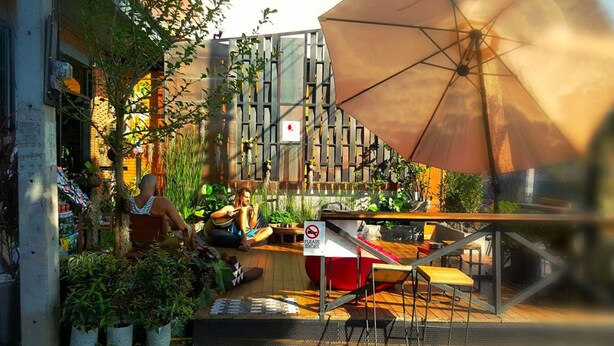 Terrace/patio - Fundee Hostel at Chiang Mai (Chiang Mai)
