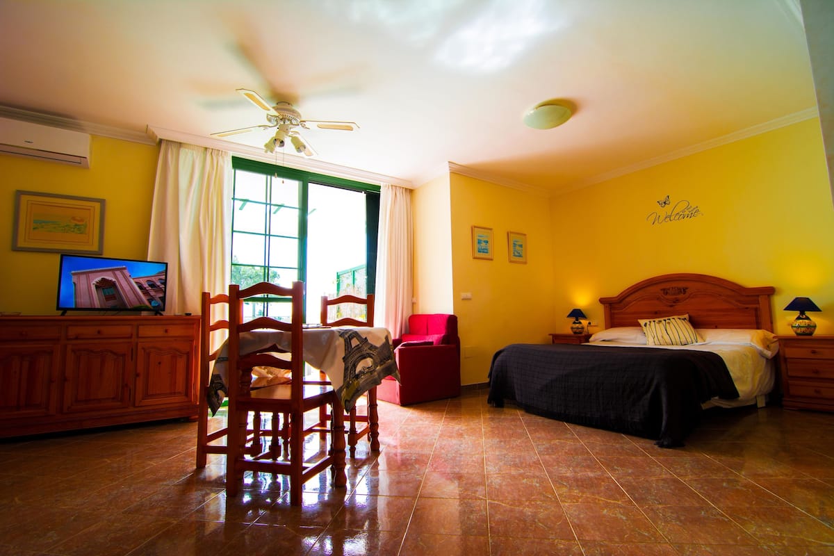 Studio, Terrace | Desk, blackout curtains, free cots/infant beds, free WiFi
