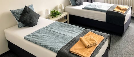 1 bedroom, desk, blackout curtains, free WiFi