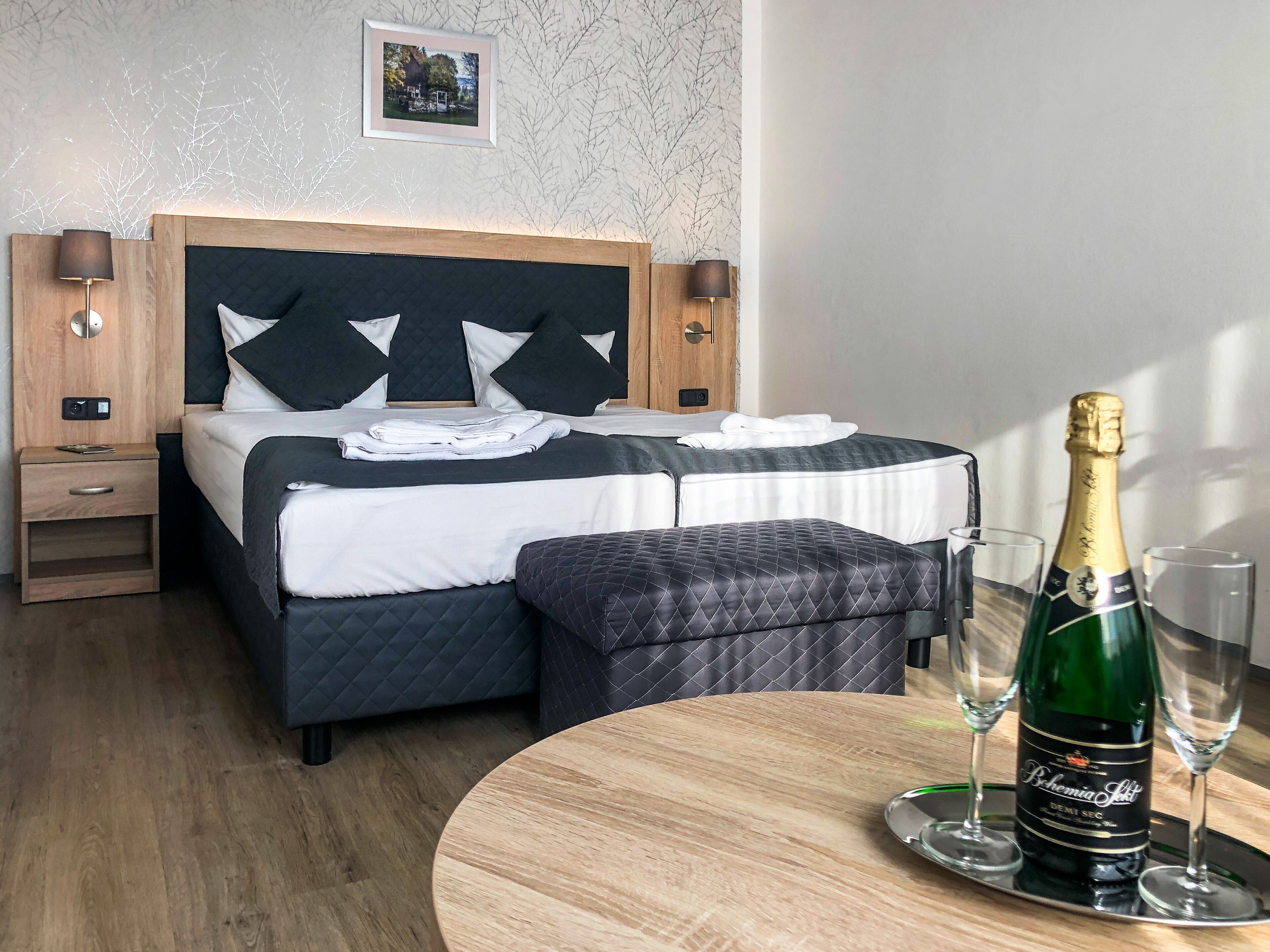 Comfort Quadruple Room | Desk, blackout drapes, free WiFi, bed sheets