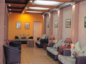Sala de estar en el lobby