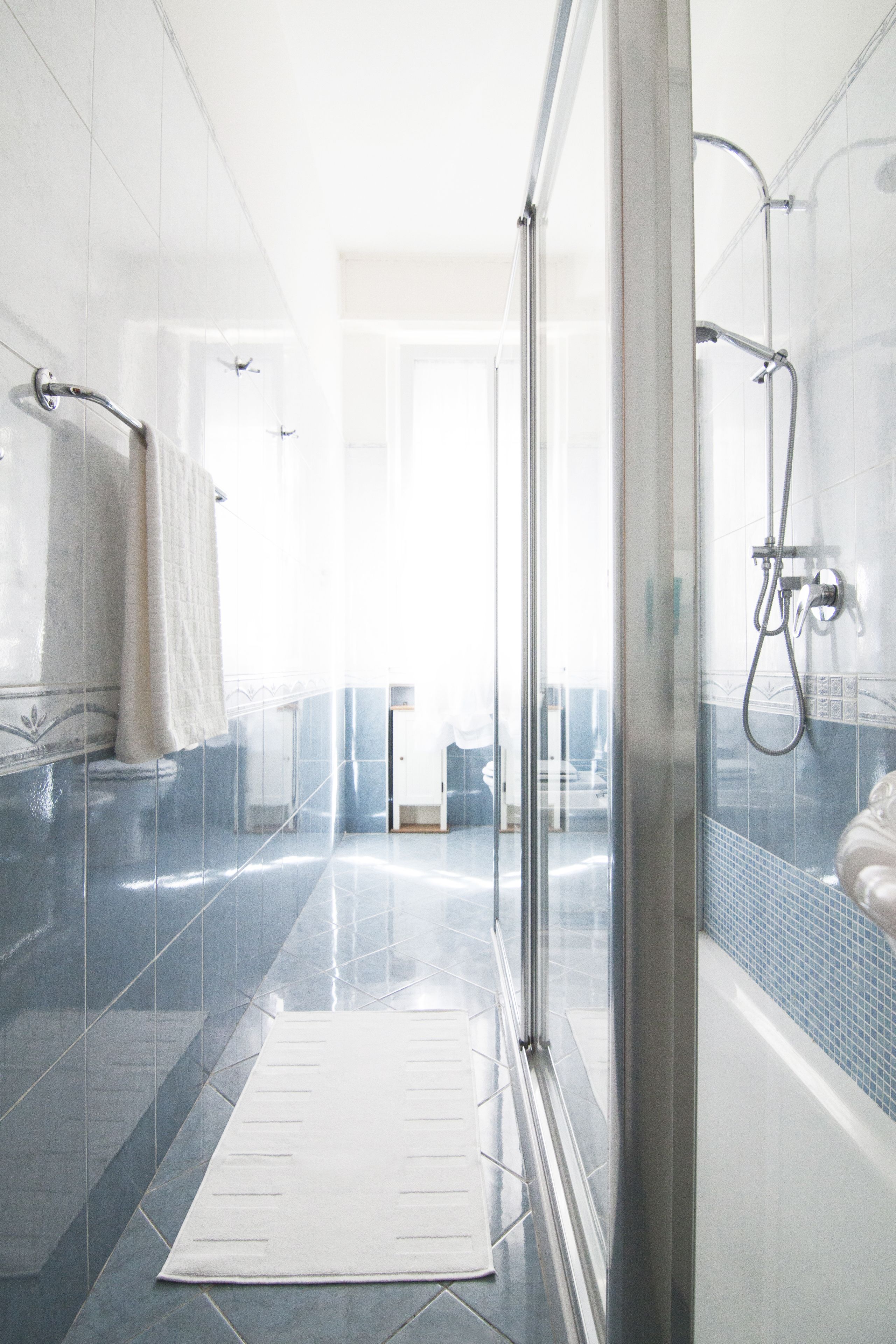 Appartement, 2 chambres | Salle de bain | Douche, articles de toilette gratuits, sèche-cheveux, bidet